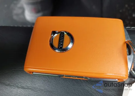 2022 Volvo S60 B5 Black Edition R-Design/B5 R-Design from USA, damaged, VIN 7JRL12TM7NG161966